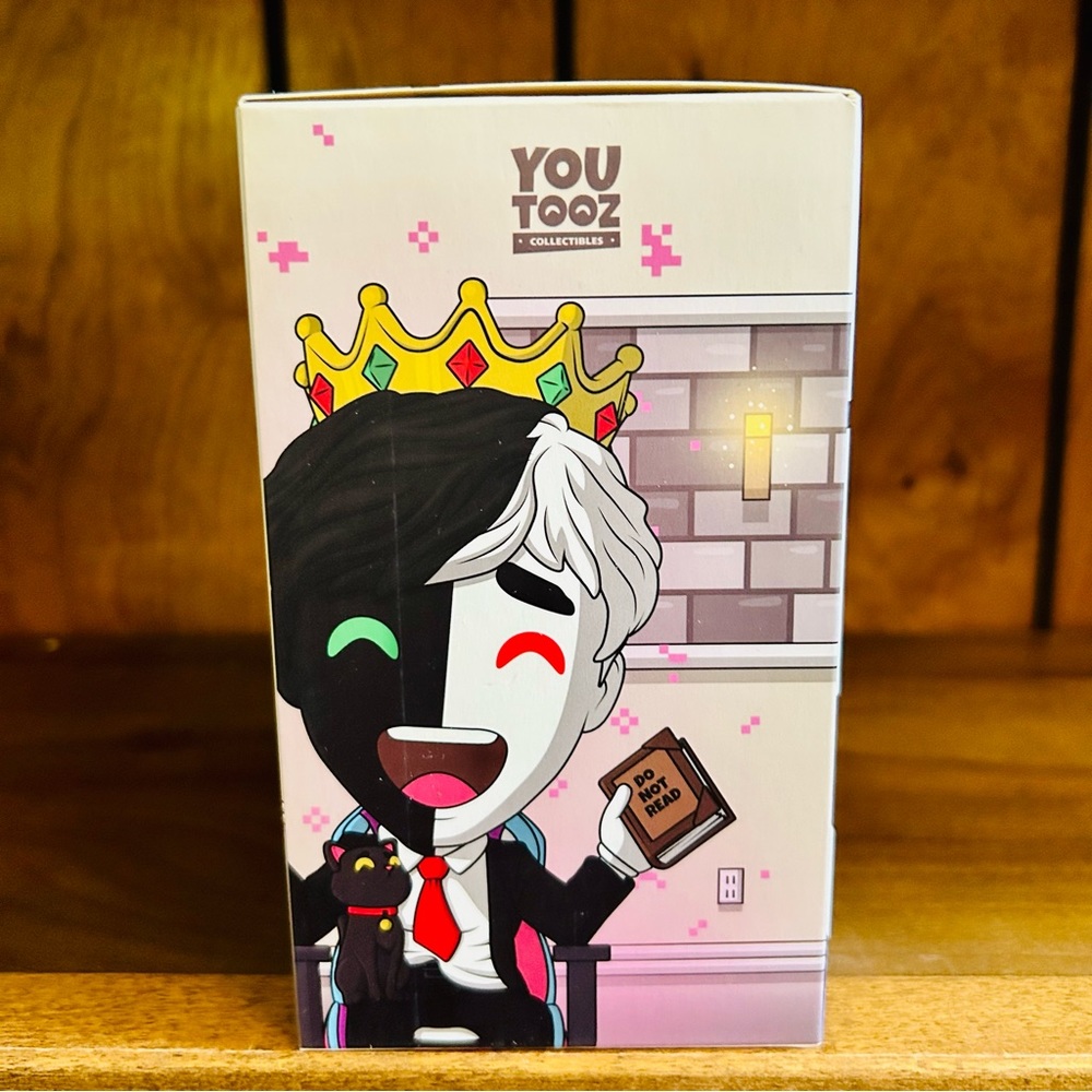 NIB Youtooz #187 Ranboo Youtube 5" Sitting Crown Cat Vinyl Figure NEW IN BOX - Picture 5 of 16